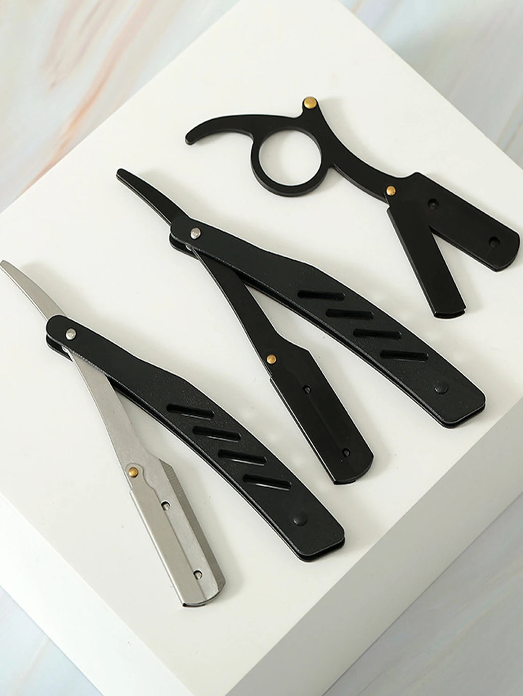 Manuell Barberhøvel i Rustfritt Stål – Presis, Komfortabel og Slitesterk Barbering for Menn